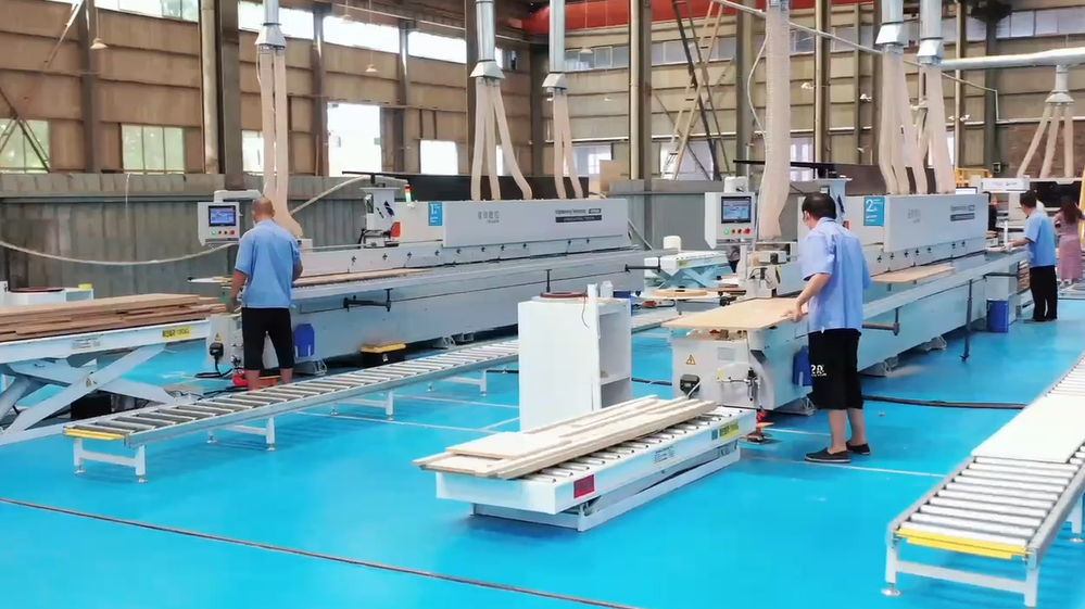 تساعدك Excitech على بناء مصنع أثاث ذكي باستخدام تقنية Industry 4.0