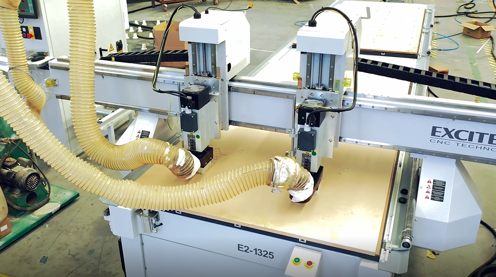 ملاحظات حول تشغيل ماكينة القطع CNC.