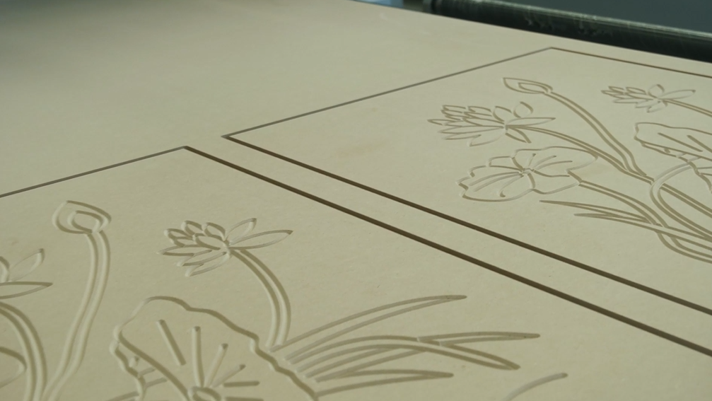 مركز النجارة CNC